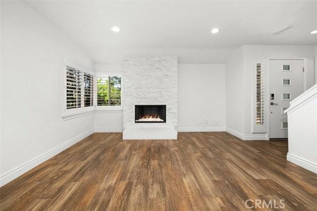 606 San Nicholas Ct - Photo 4 of 8