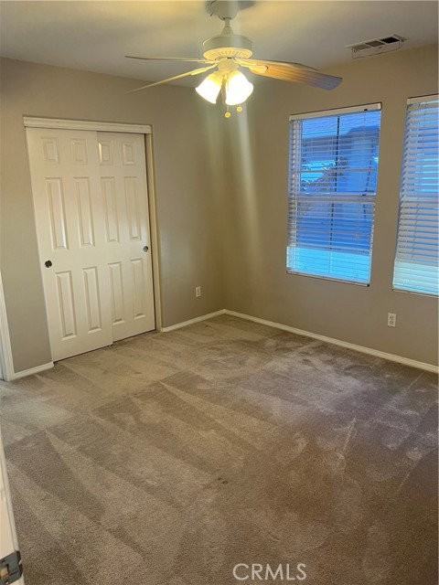 14 Conservatory Dr - Photo 4 of 8