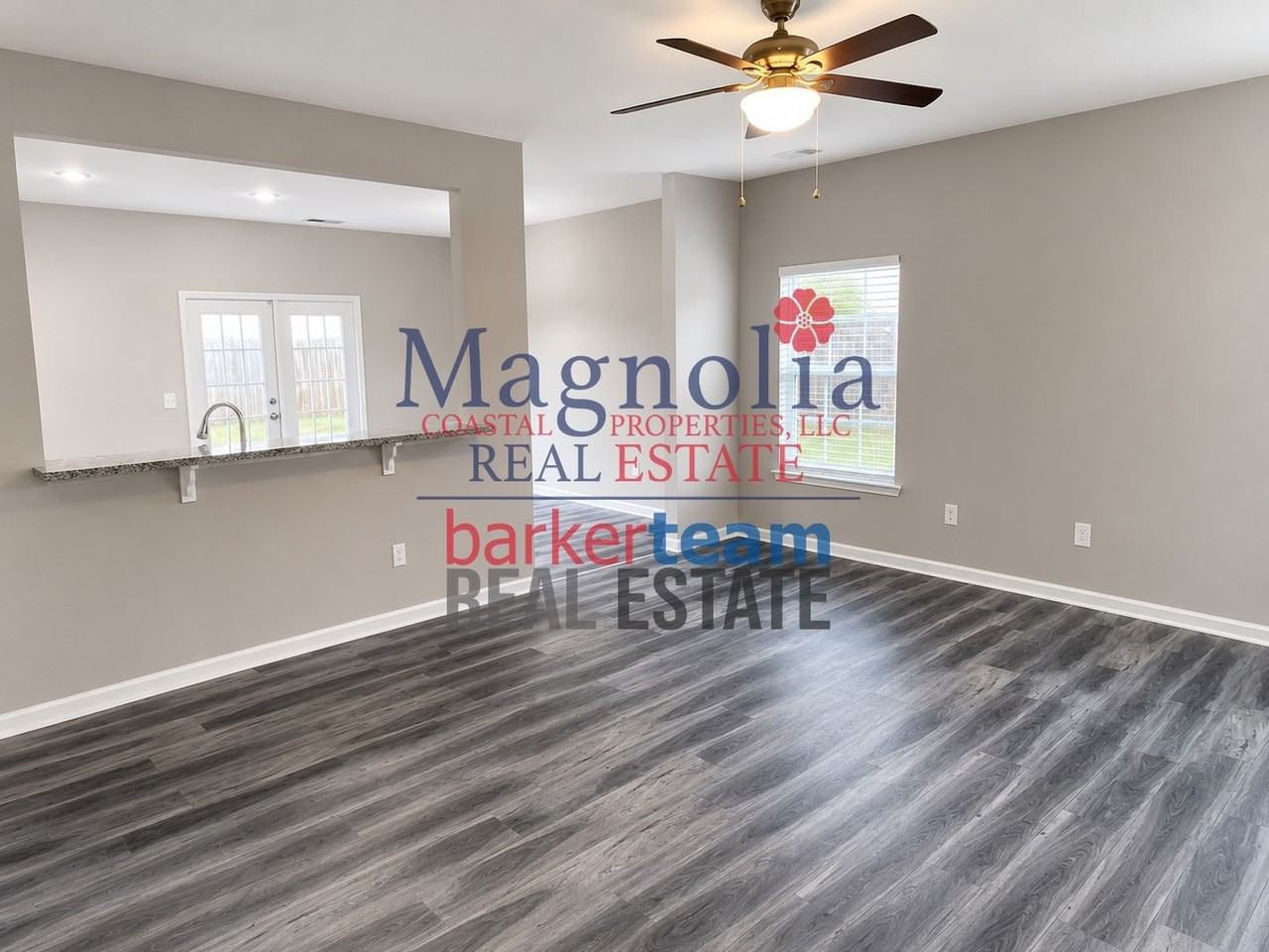 65 Red Oak Dr - Photo 3 of 19