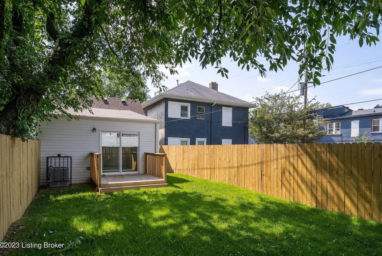 1329 S Preston St - Photo 4 of 16