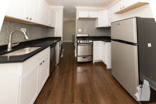 2129 N Dayton St #204 - Photo 1 of 1