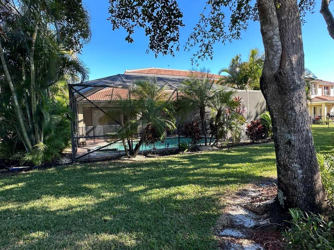 4209 Wellington Shores Dr - Photo 2 of 8