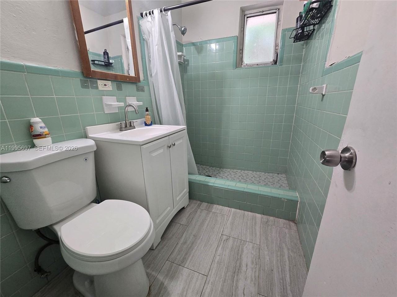 1413 Nw 3rd St - Photo 6 of 19