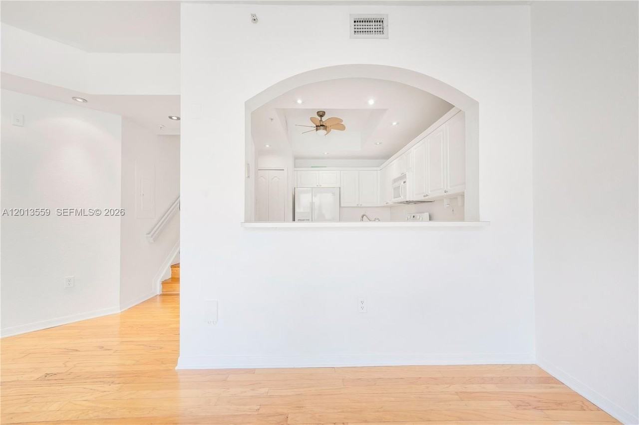 8912 W Flagler St #212 - Photo 7 of 23