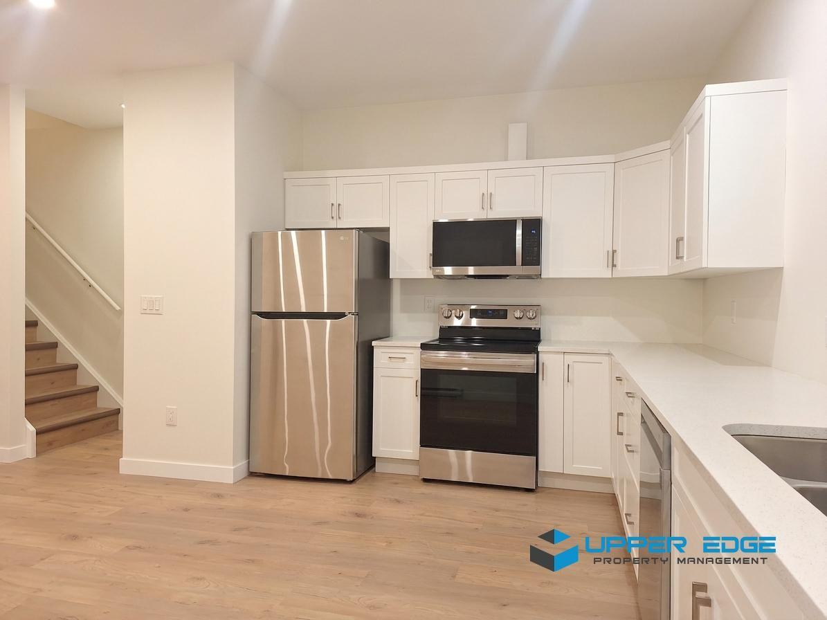 404A Lariviere Street #A - Photo 2 of 9