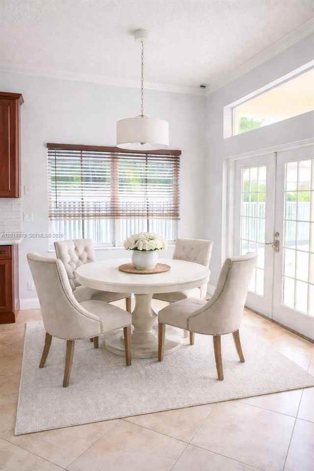 777 Tanglewood Cir - Photo 6 of 31