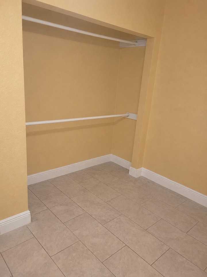 Ironwood Dr - Photo 6 of 12