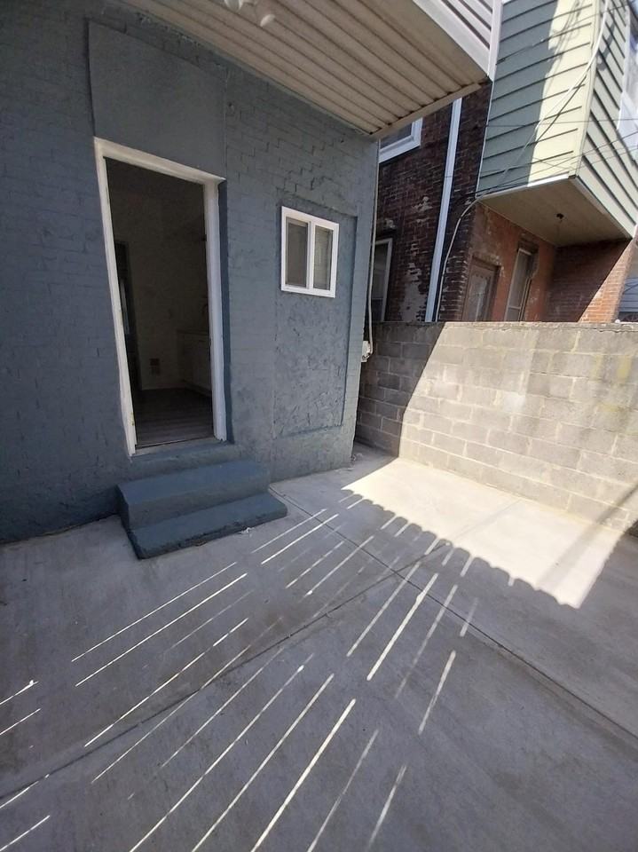 N Patton St - Photo 4 of 10