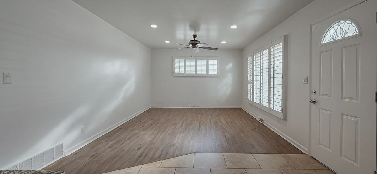 3980 S Rosemary St - Photo 7 of 24