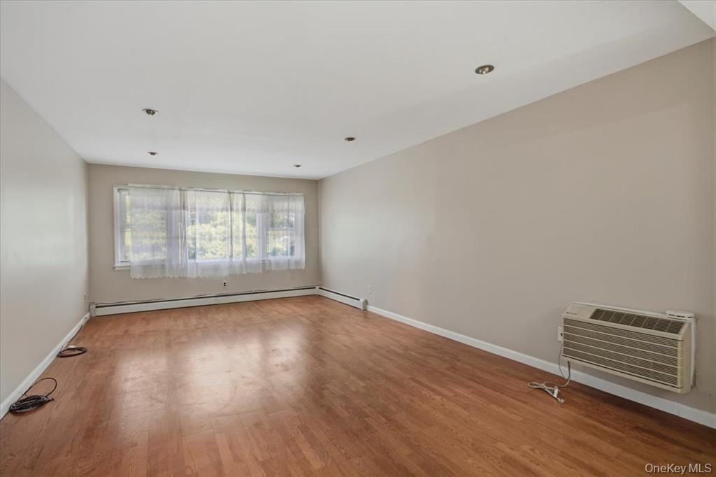 6 Belden Ave - Photo 3 of 20
