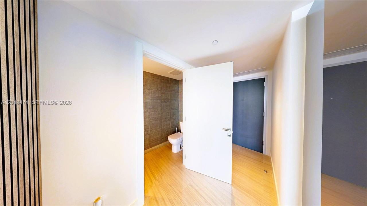 1451 Brickell Ave - Photo 6 of 42