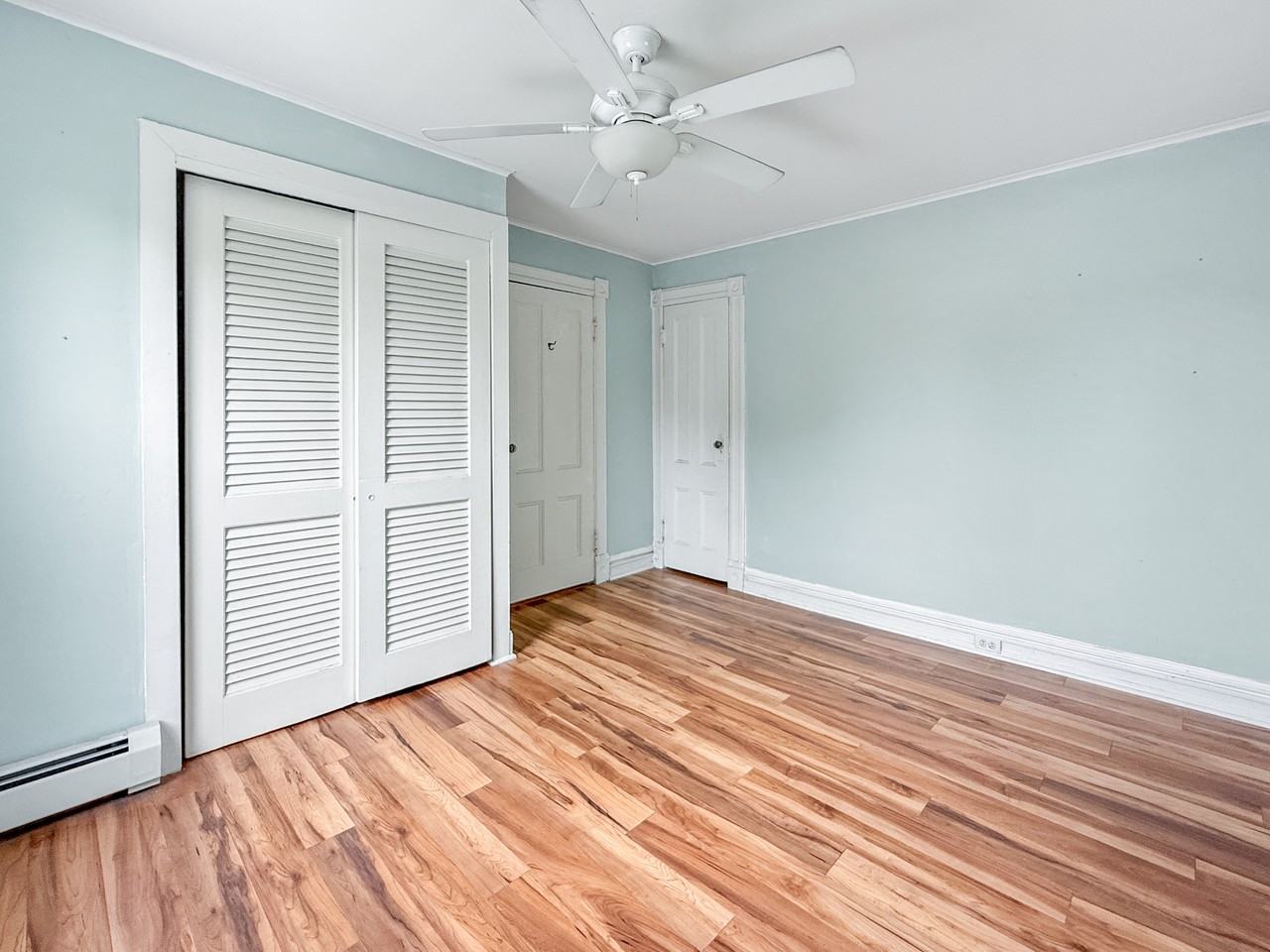35 Green Ave - Photo 4 of 5