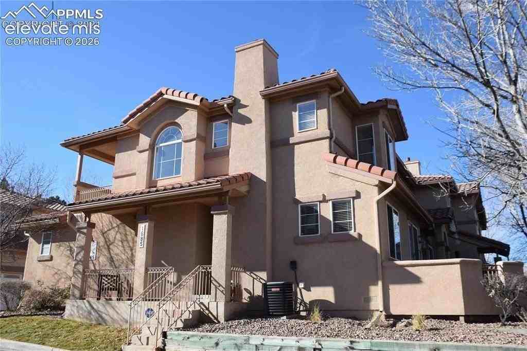 1685 Courtyard Hts