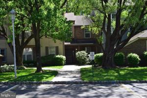featured image of 6062 Cedar Ct