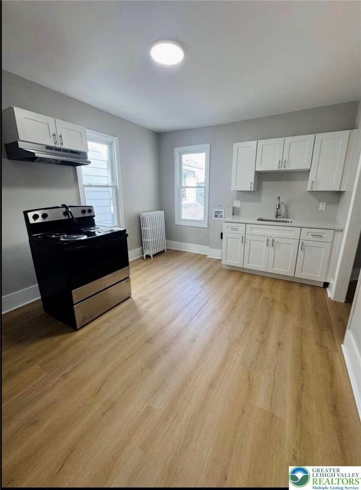 1343 Washington St ##2 - Photo 6 of 12