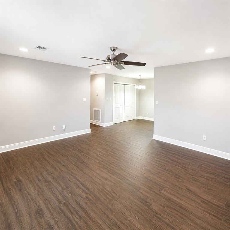 114 P St ##A - Photo 3 of 10
