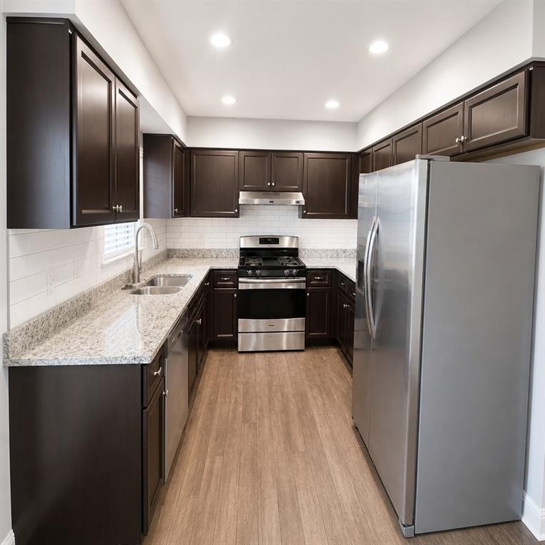 114 P St ##A - Photo 5 of 10