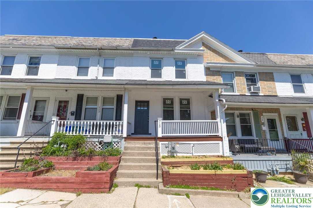 715 Hamilton Ave