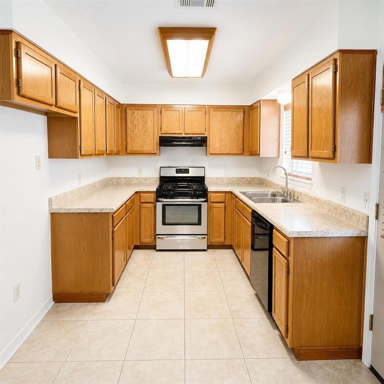 205 Omega St ##A - Photo 4 of 10