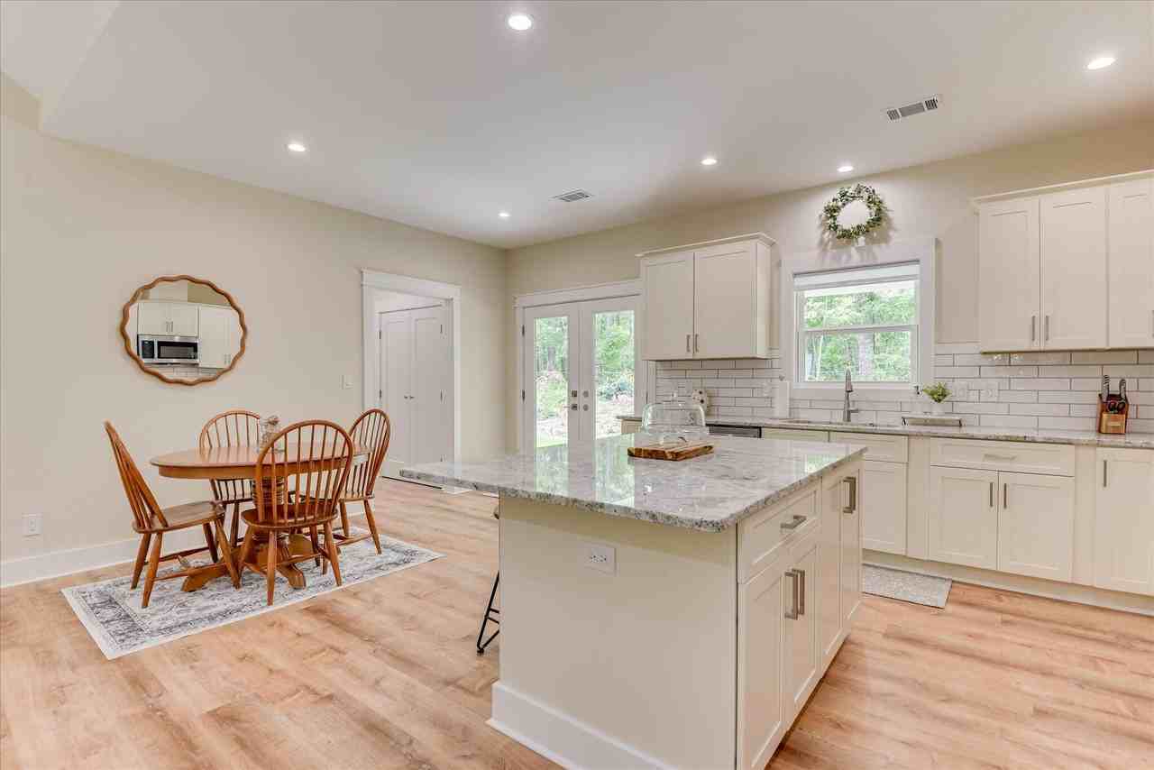 272 Old Barnwell Rd - Photo 7 of 26