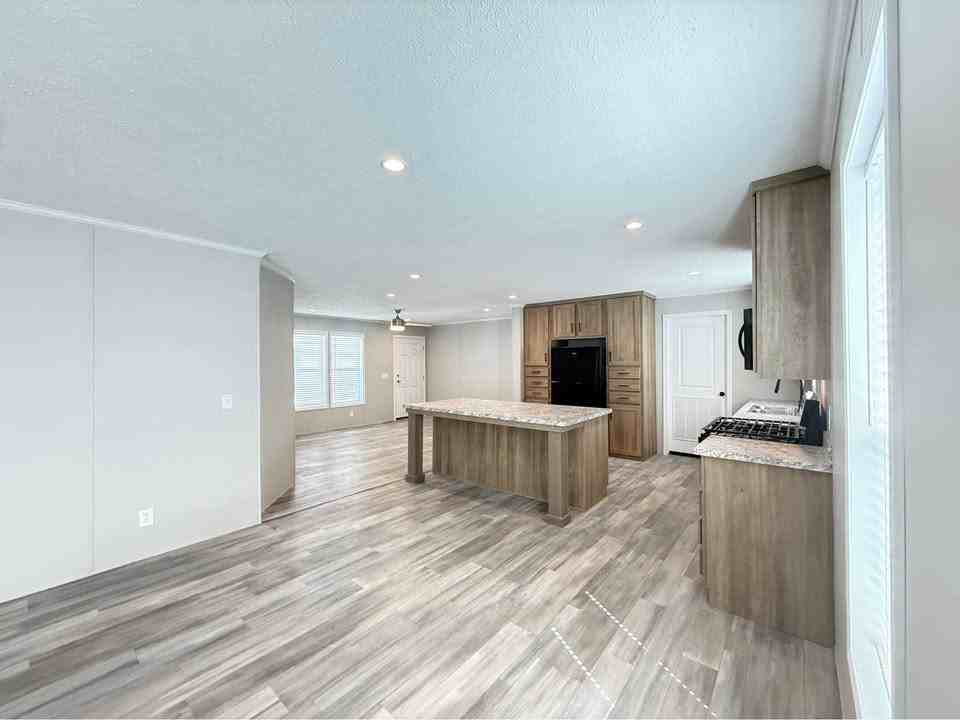 29811 W Essex Ct #114 - Photo 4 of 17