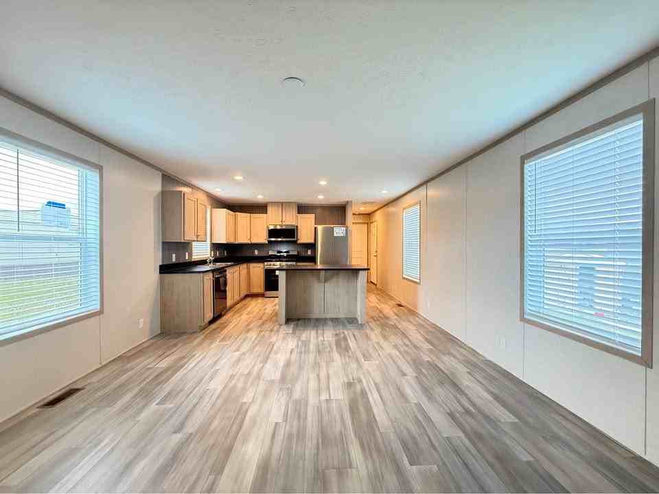 52758 S Yorktown Ct #176 - Photo 4 of 16