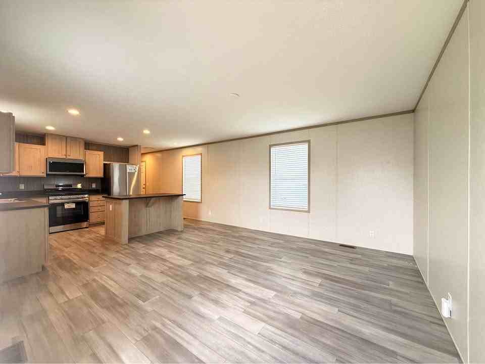 52758 S Yorktown Ct #176 - Photo 5 of 16