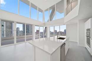 NE 34th St & Biscayne Blvd - Photo 1 of 1