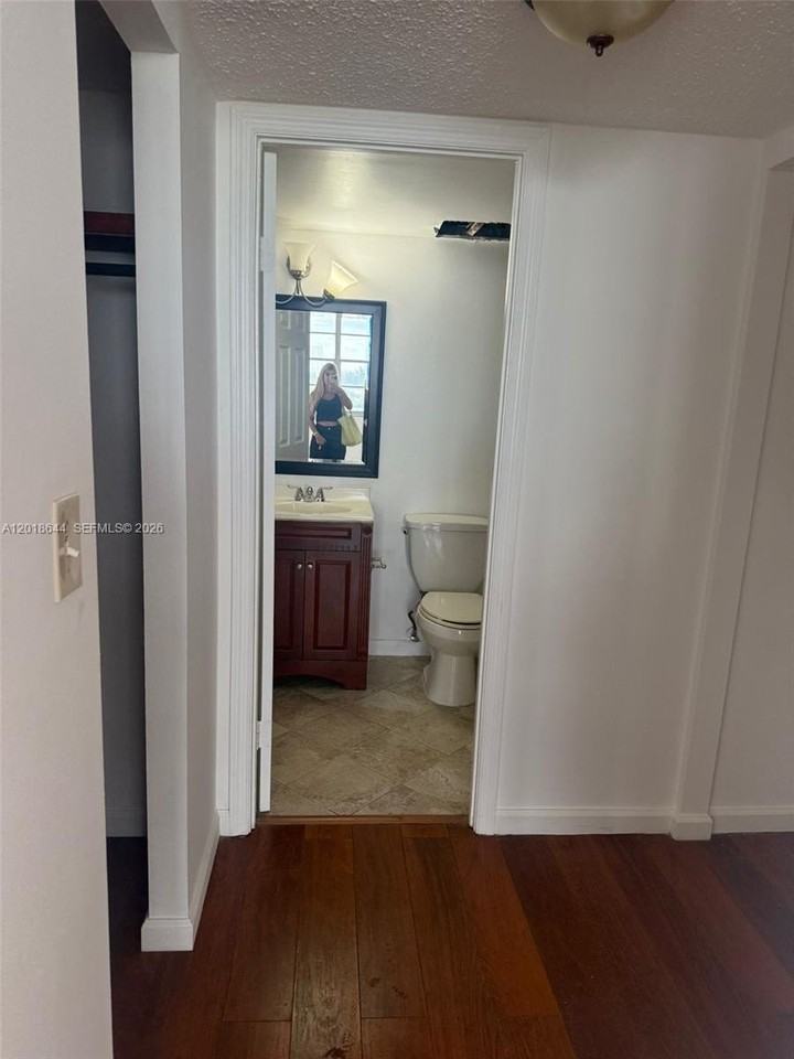 2025 Ne 164th St #818 - Photo 7 of 19