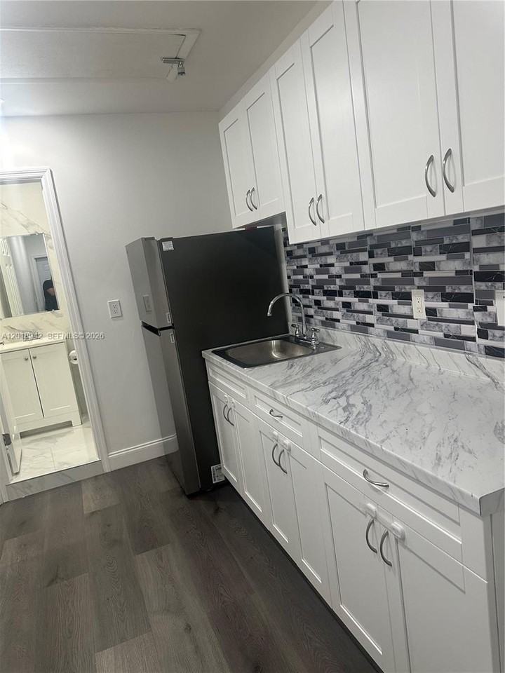 13740 Sw 282nd St #1 - Photo 3 of 7