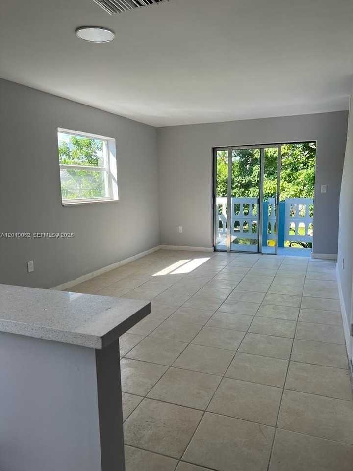 7820 Ne Bayshore Ct #209 - Photo 6 of 8