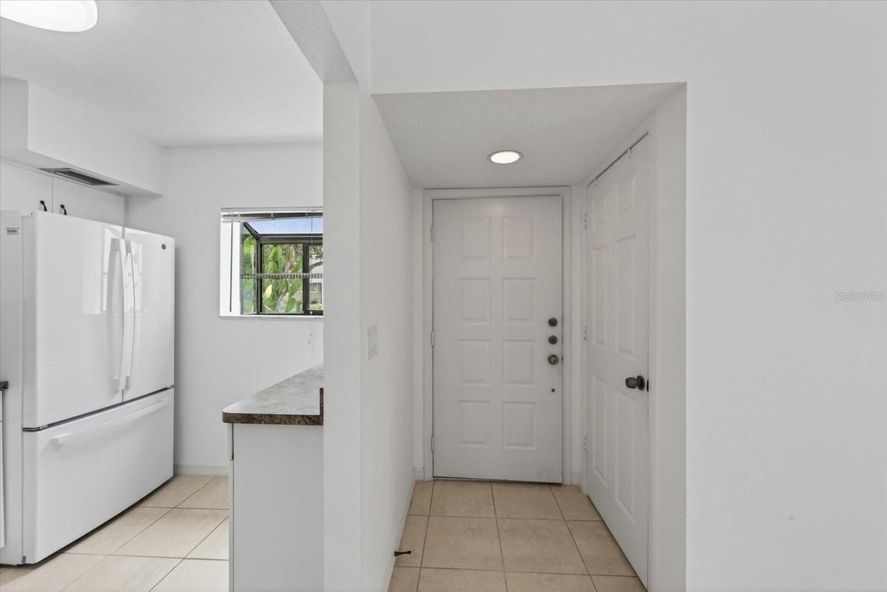 5735 Gardens Dr #5735 - Photo 5 of 39
