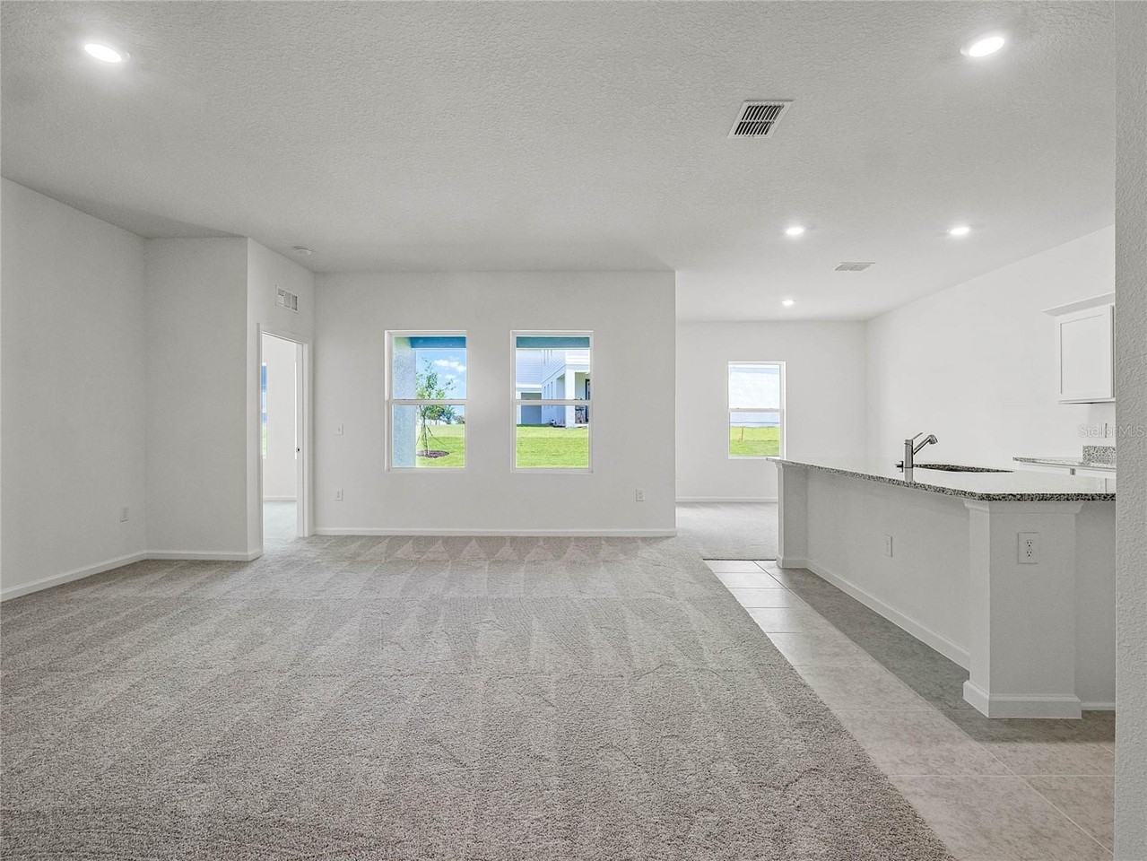 2202 Raven Ridge Rd - Photo 4 of 37