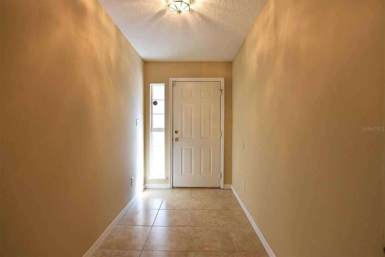 1066 Dolphin Dr - Photo 2 of 25