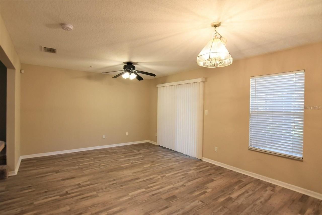 1066 Dolphin Dr - Photo 5 of 25