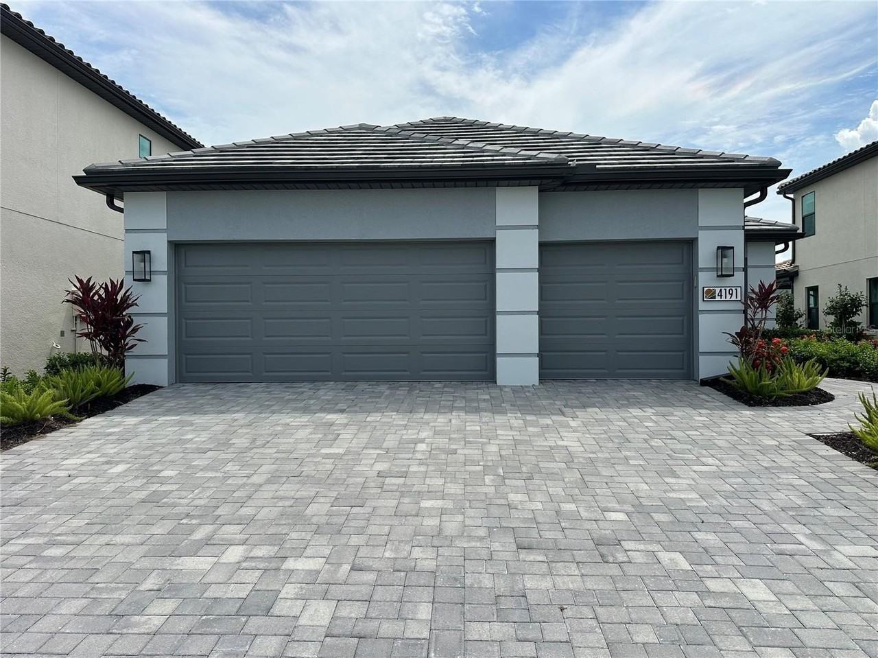 4191 Pegasus Way - Photo 2 of 41