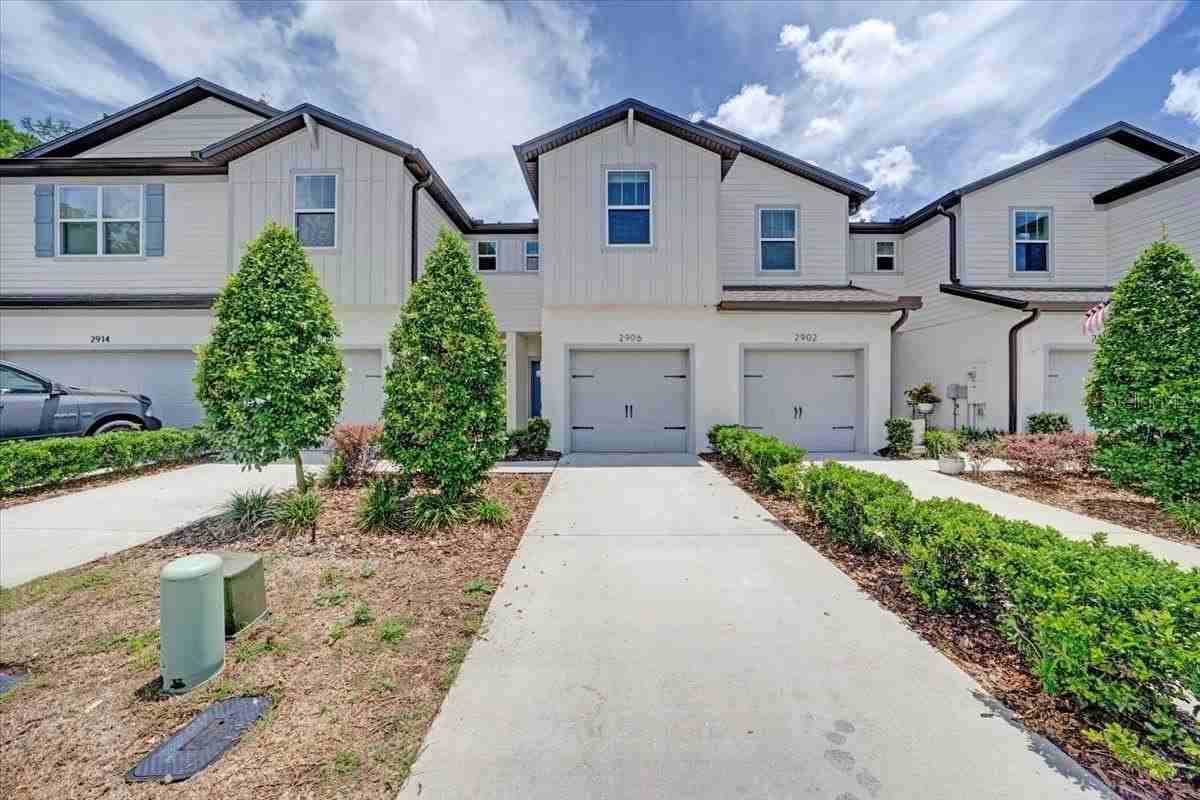 2906 Deer Pine Trl - Photo 2 of 47