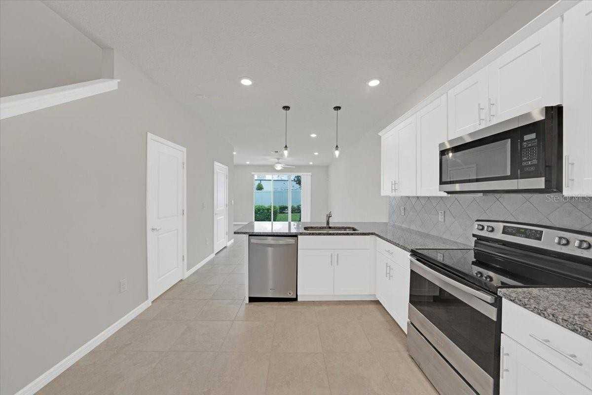 2906 Deer Pine Trl - Photo 7 of 47