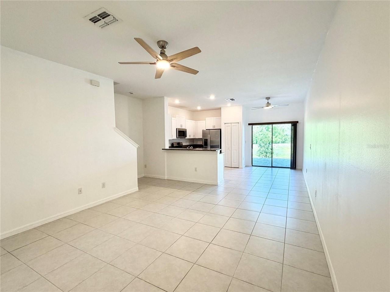 2578 Charlan Ct - Photo 5 of 32