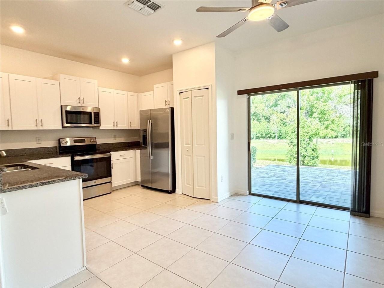 2578 Charlan Ct - Photo 7 of 32