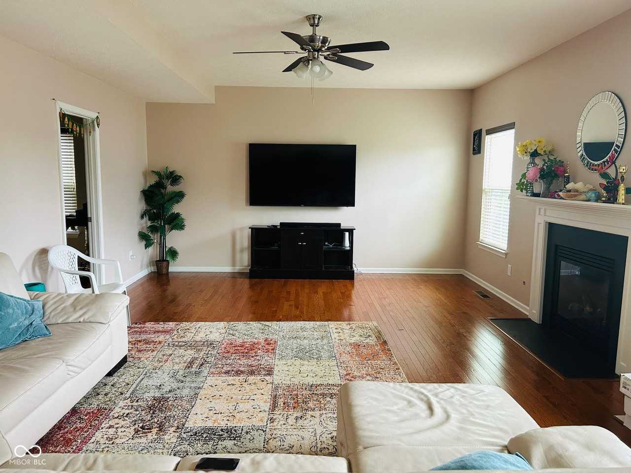 11939 Eaglerun Way - Photo 5 of 24