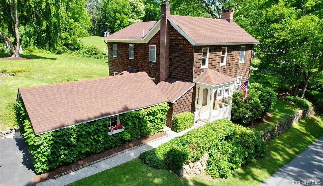 9 Iron Forge Rd - Photo 3 of 36