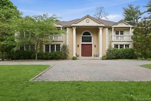 featured image of 31 Cornwall Ln