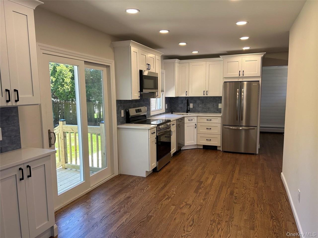 115 Lexington Ave #1stFL - Photo 7 of 20
