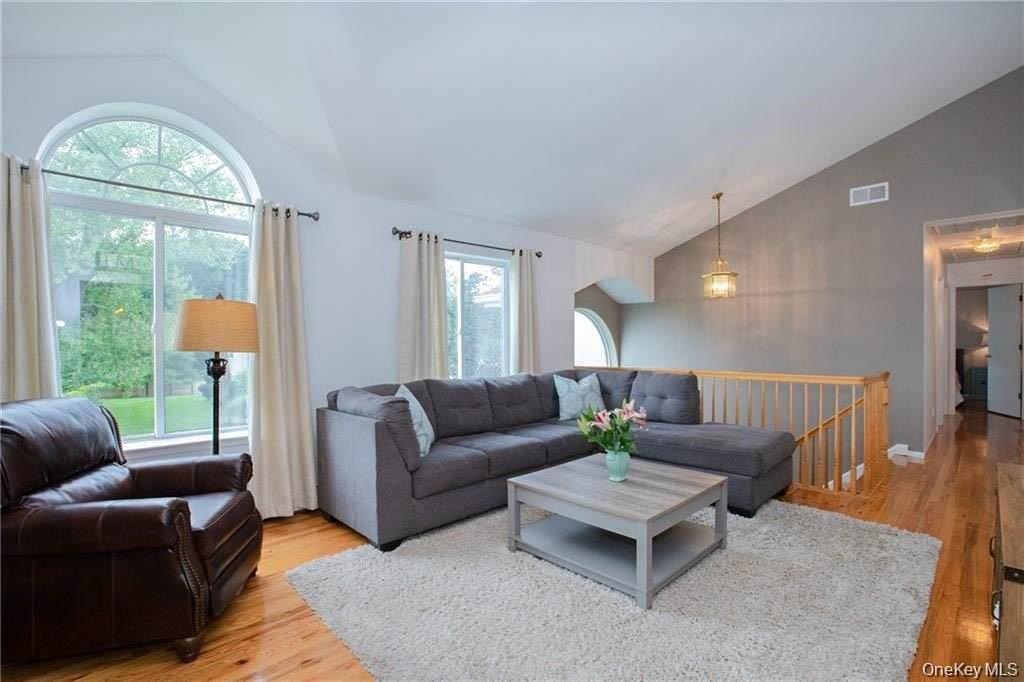 1 Hagan Ct - Photo 2 of 28
