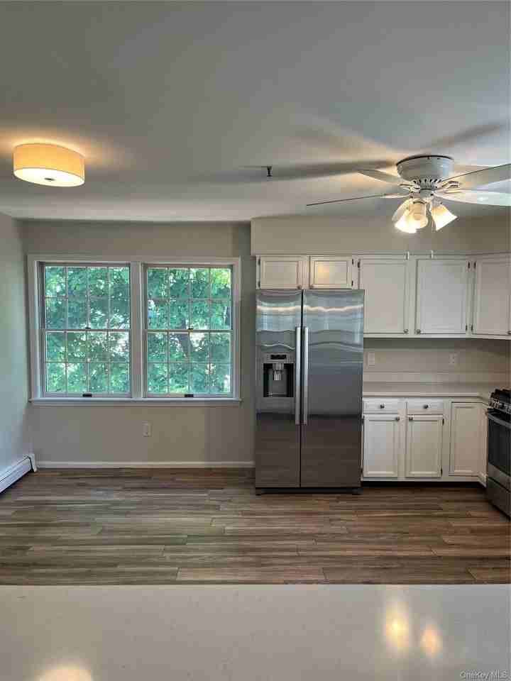 222 Lakeview Ave - Photo 3 of 17