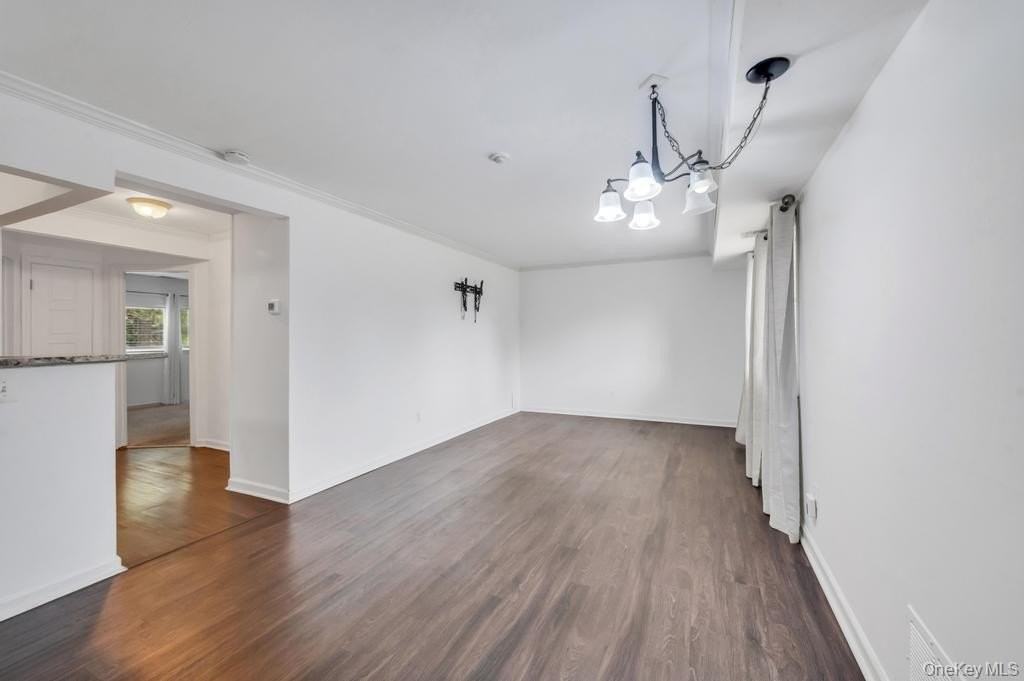 109 Pointe Cir S #109 - Photo 3 of 18