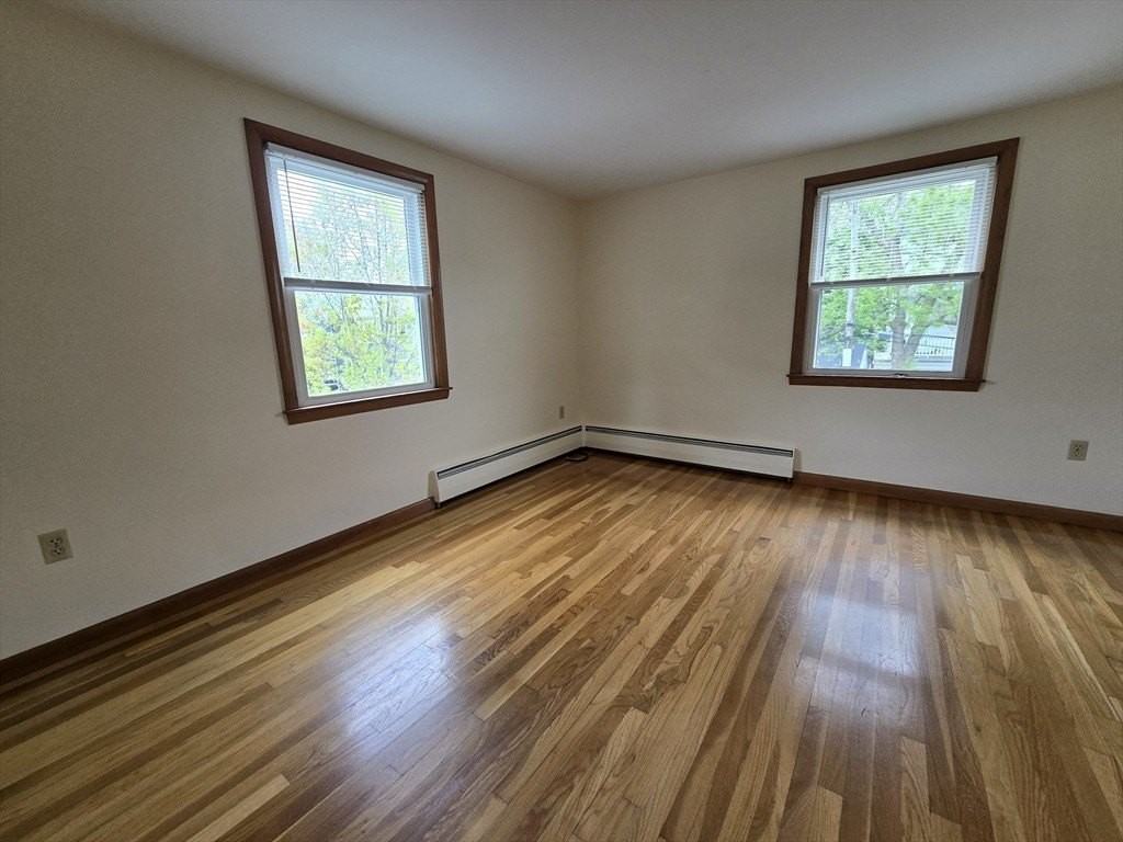 11 Guild St #2R - Photo 4 of 21