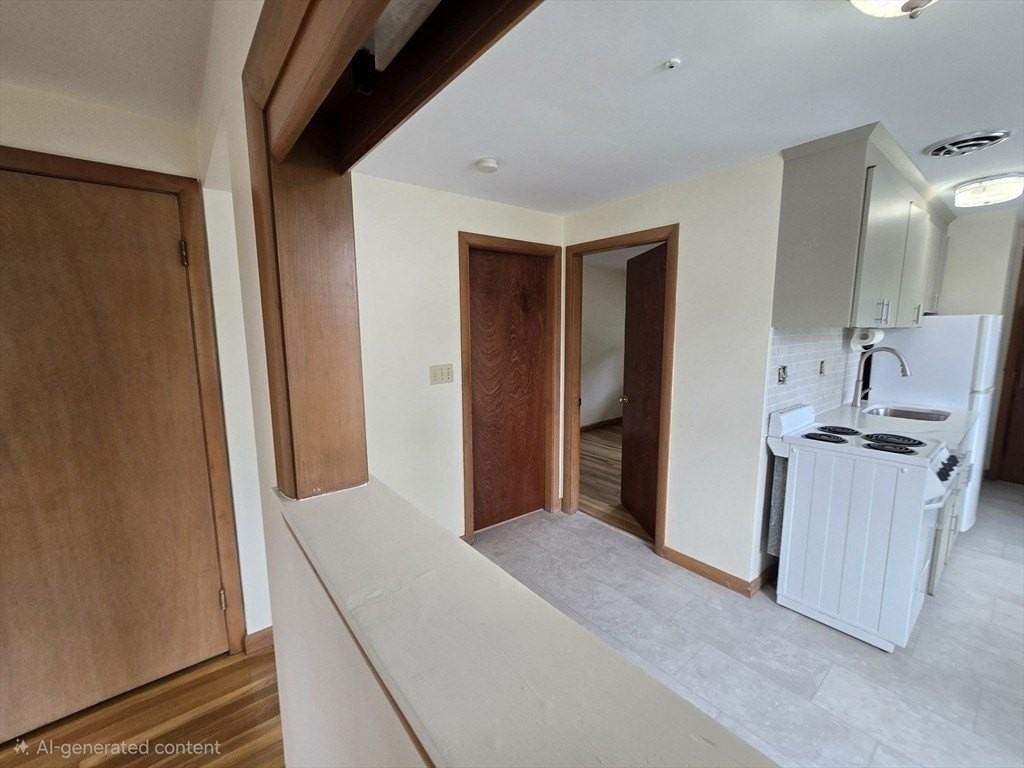 11 Guild St #2R - Photo 5 of 21