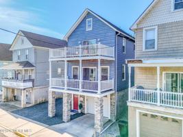 featured image of 10 Center St